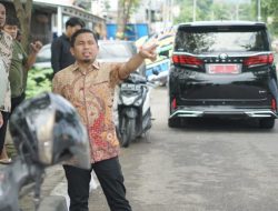 Walikota Parepare Pantau Pembersihan dan Penataan PantaiKu