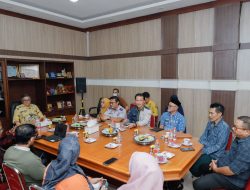 Pemkab Barru Bersama AUJ Bahas Pengembangan Pelabuhan