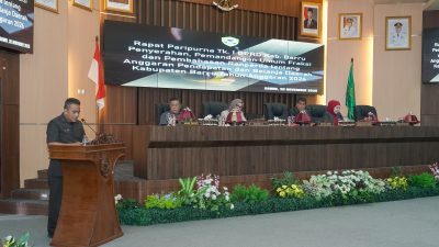 Bupati Barru Serahkan Ranperda APBD 2026