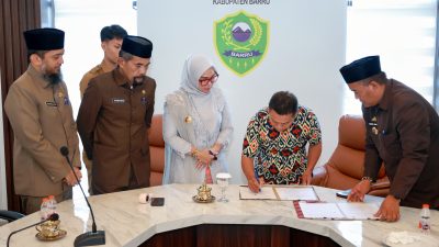 Pemkab Barru dan Pinus Tandatangan MoU Penerapan EFT