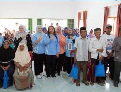 Zita Anjani Serahkan Bantuan Untuk Lansia