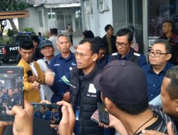 General Manager PT ASDP Indonesia Ferry Kumpul Wartawan