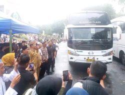 413 Jemaah Calon Haji Lampung Selatan Diberangkatkan
