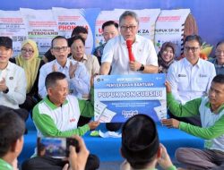 Zulkifli Hasan Jamin Pupuk Lancar dan Harga Gabah Aman