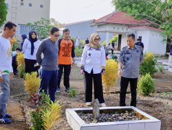 Bupati Pimpin Aksi Rabu Bersih di Kawasan TMP