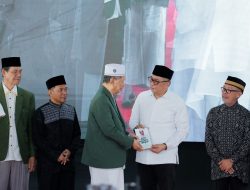 Wakil Bupati Hadiri Haflah Qiraatil Kutub Madrasah