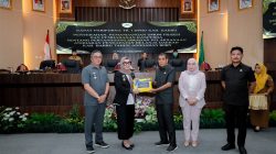 Bupati Serahkan LKPj APBD Tahun 2025