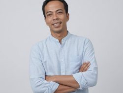 Bupati Dapat Kado Karangan Bunga Di Hari Ulang Tahun