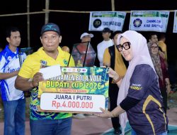 Bupati Tutup Turnamen Bola Voli Ta’Kajuara di Sepee