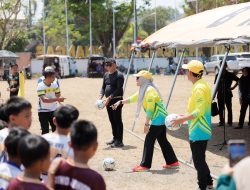 Bupati Tendang Bola Tanda Dimulainya Liga Ramang