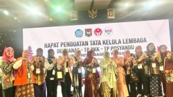 Jajaran TP PKK Pinrang Hadiri Rapat Tata Kelola Dekranasda