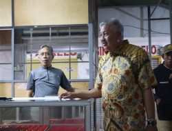Bupati Tinjau Lapangan Lasinrang dan Pasar Sentral